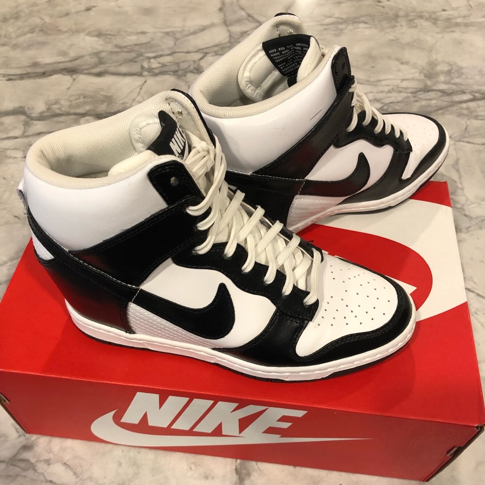 Nike Dunk Sky Hi Wedge Sneakers